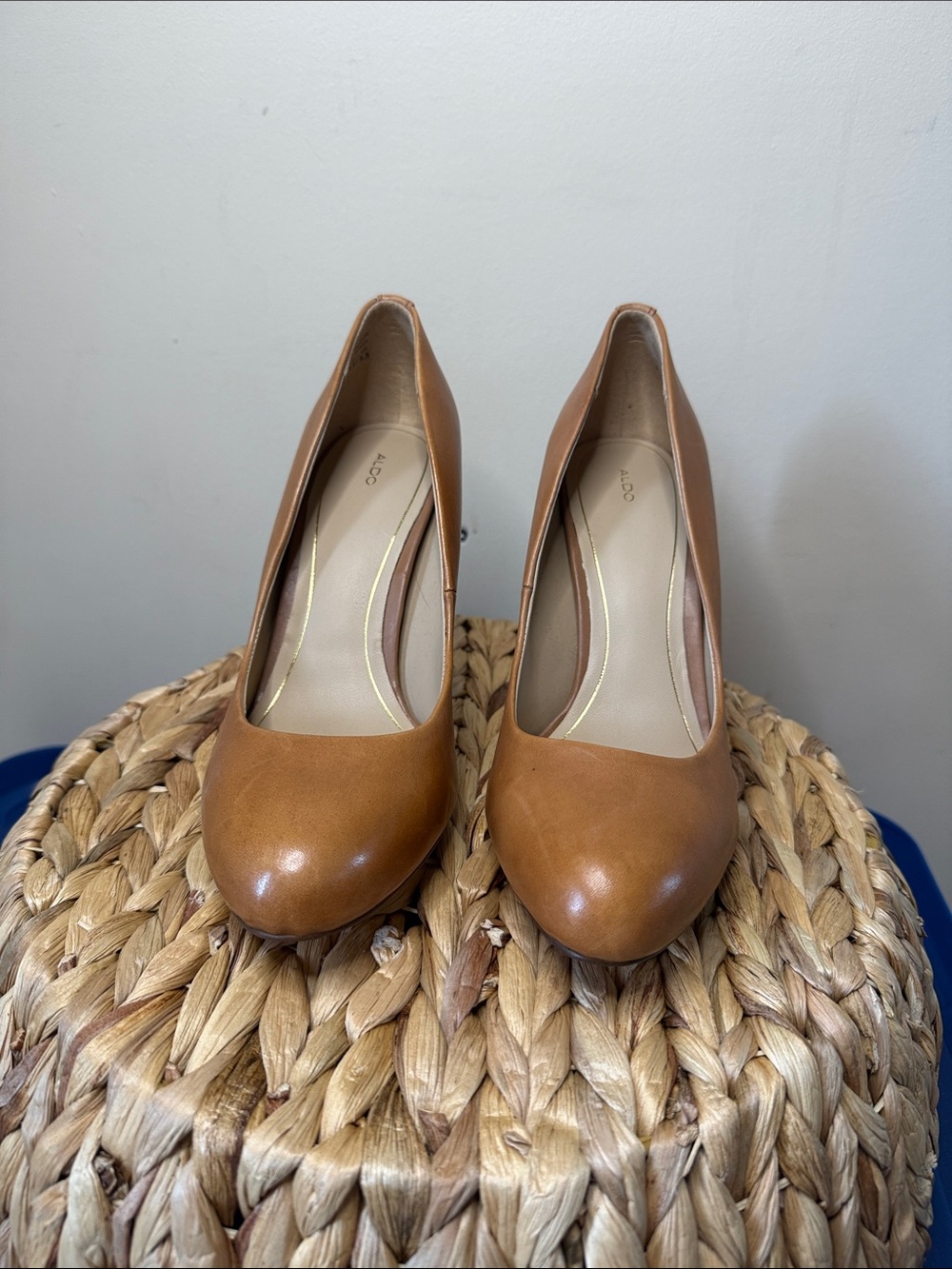 Aldo Cognac Leather Round-Toe Pumps